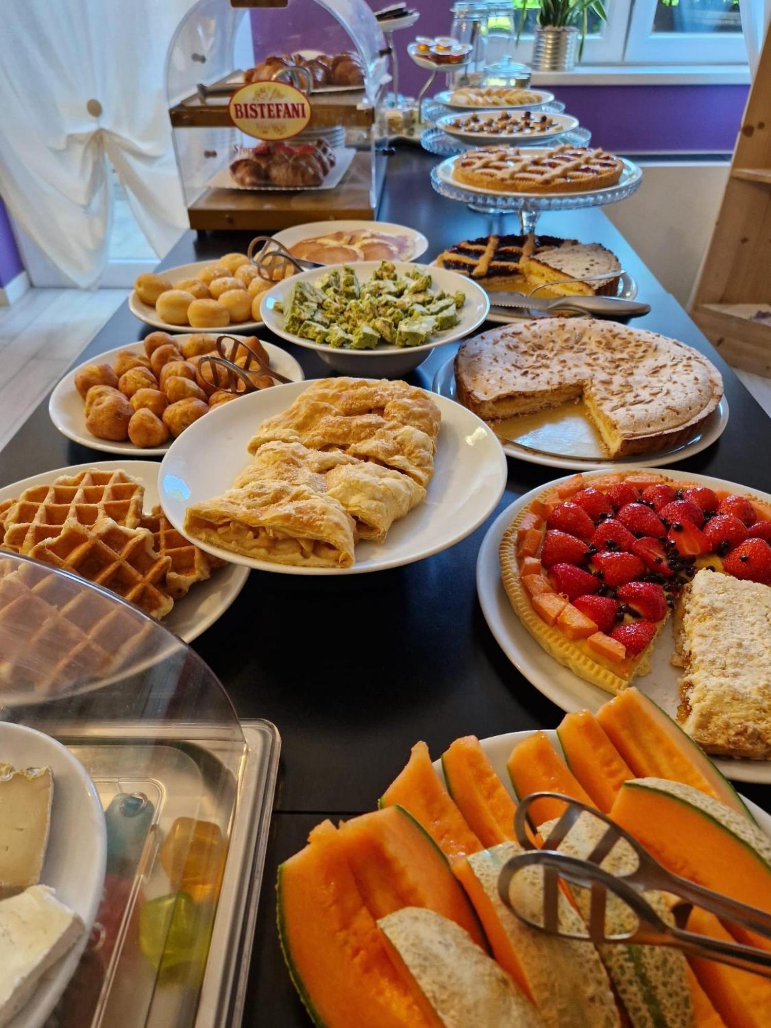 Albergo Trattoria Italia Десенцано дел Гарда Екстериор снимка